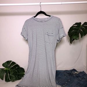 T-shirt dress
